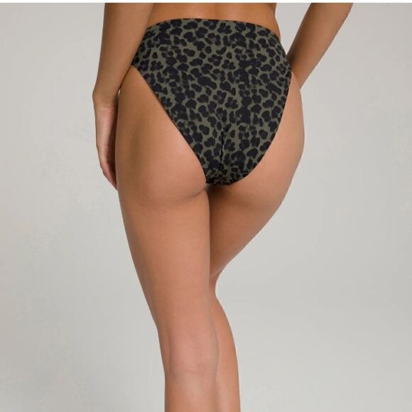 Good American Reversible Bikini Bottom - Picture 6 of 10